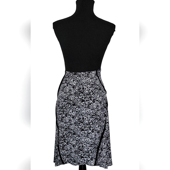 Max Studio Abstract Asymmetrical Aline Midi Skirt - Picture 2 of 7
